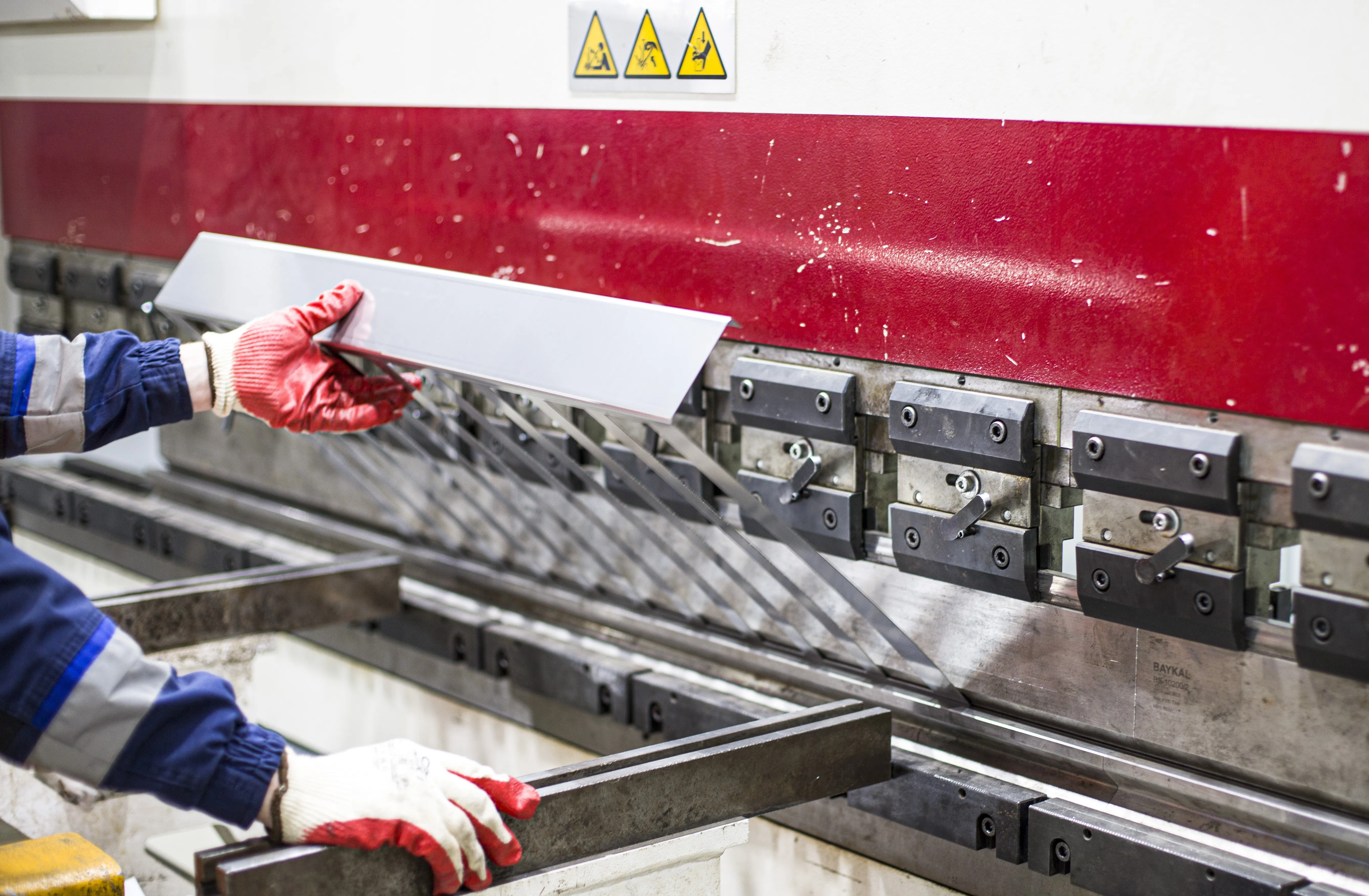 Гибка листового металла